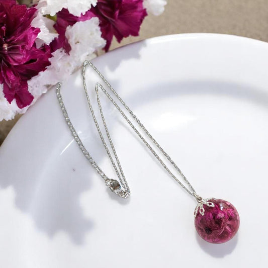 Real Dried Daisy Flower Pendant Necklace