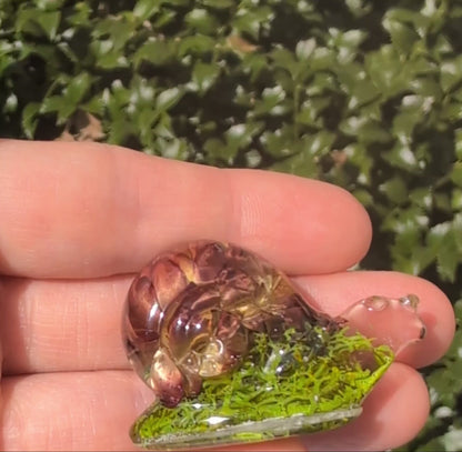 Real Dried Flower & Moss Snail Figurine: Handmade Nature Art, Real Pressed Flowers, Nature Inspired Gift